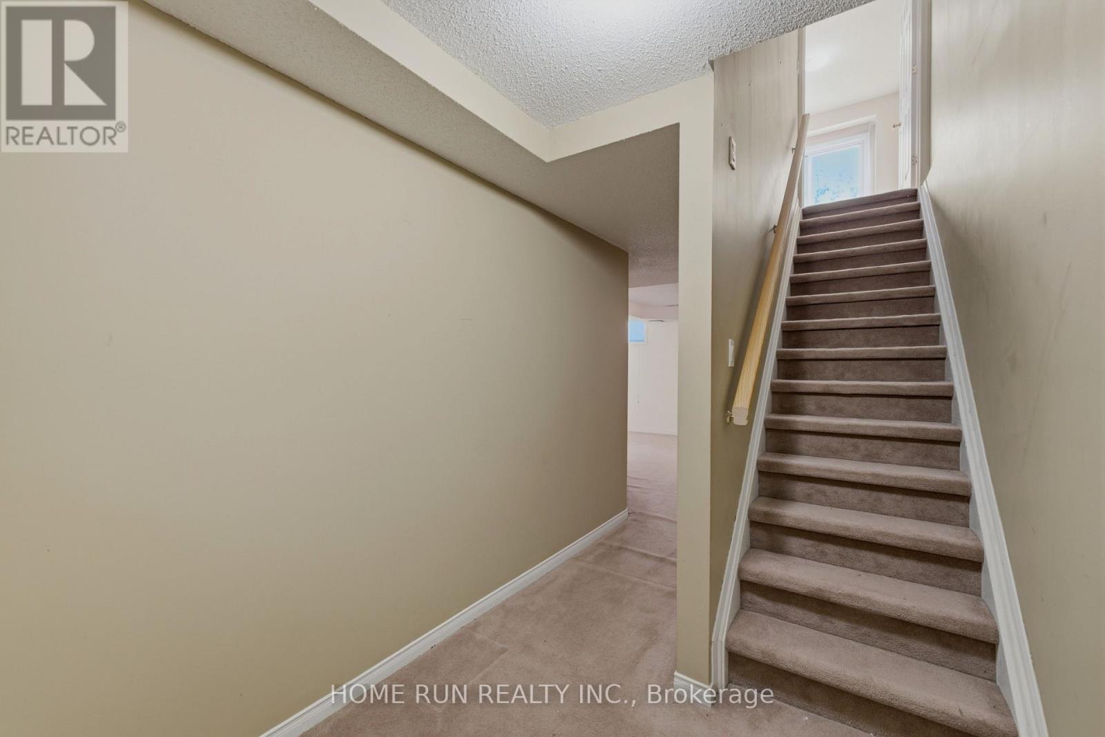 3 Bed, 3 Bath House for Sale in Ottawa – 2632 PALINGS PRIVATE, Ottawa – MLS# X13763508 - Image 40