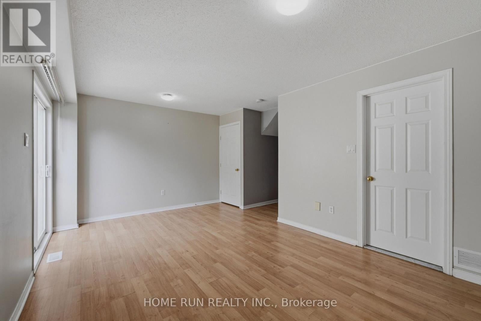 2632 PALINGS PRIVATE, Ottawa — photo 8