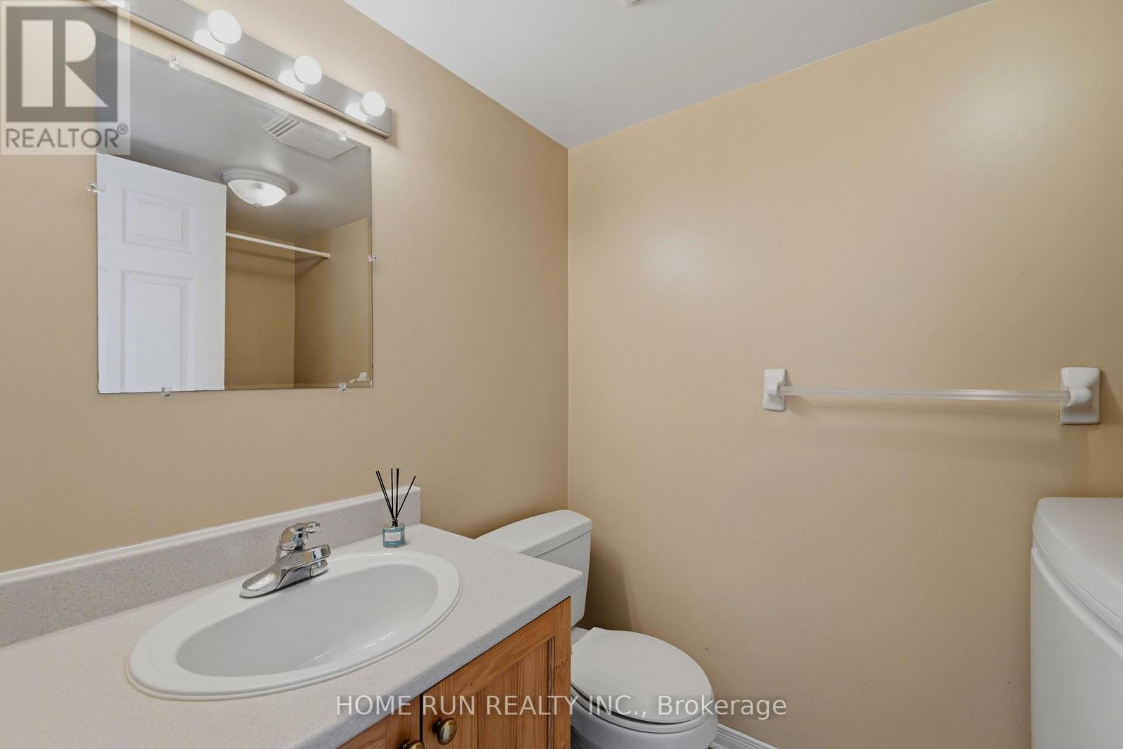 2632 PALINGS PRIVATE, Ottawa — photo 9