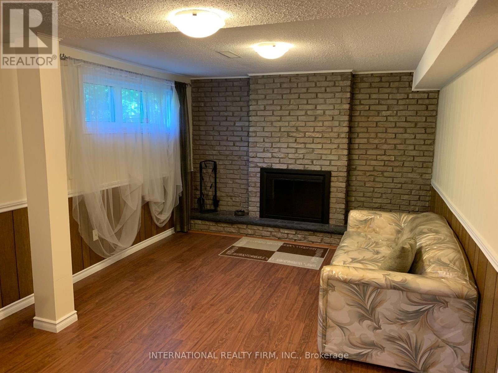 66 DEWLANE DRIVE - 16