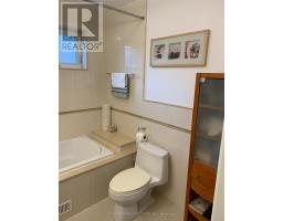66 Dewlane Drive, Toronto, ON M2R2P8 Photo 13