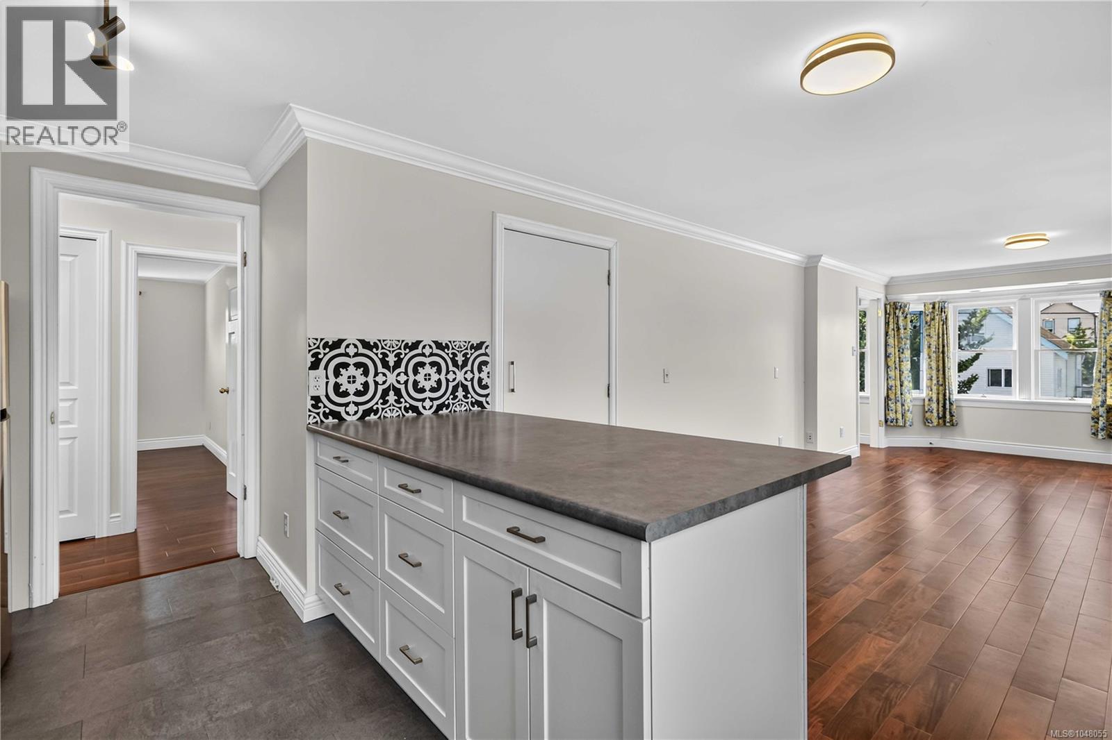  362 Ker Avenue, Saanich