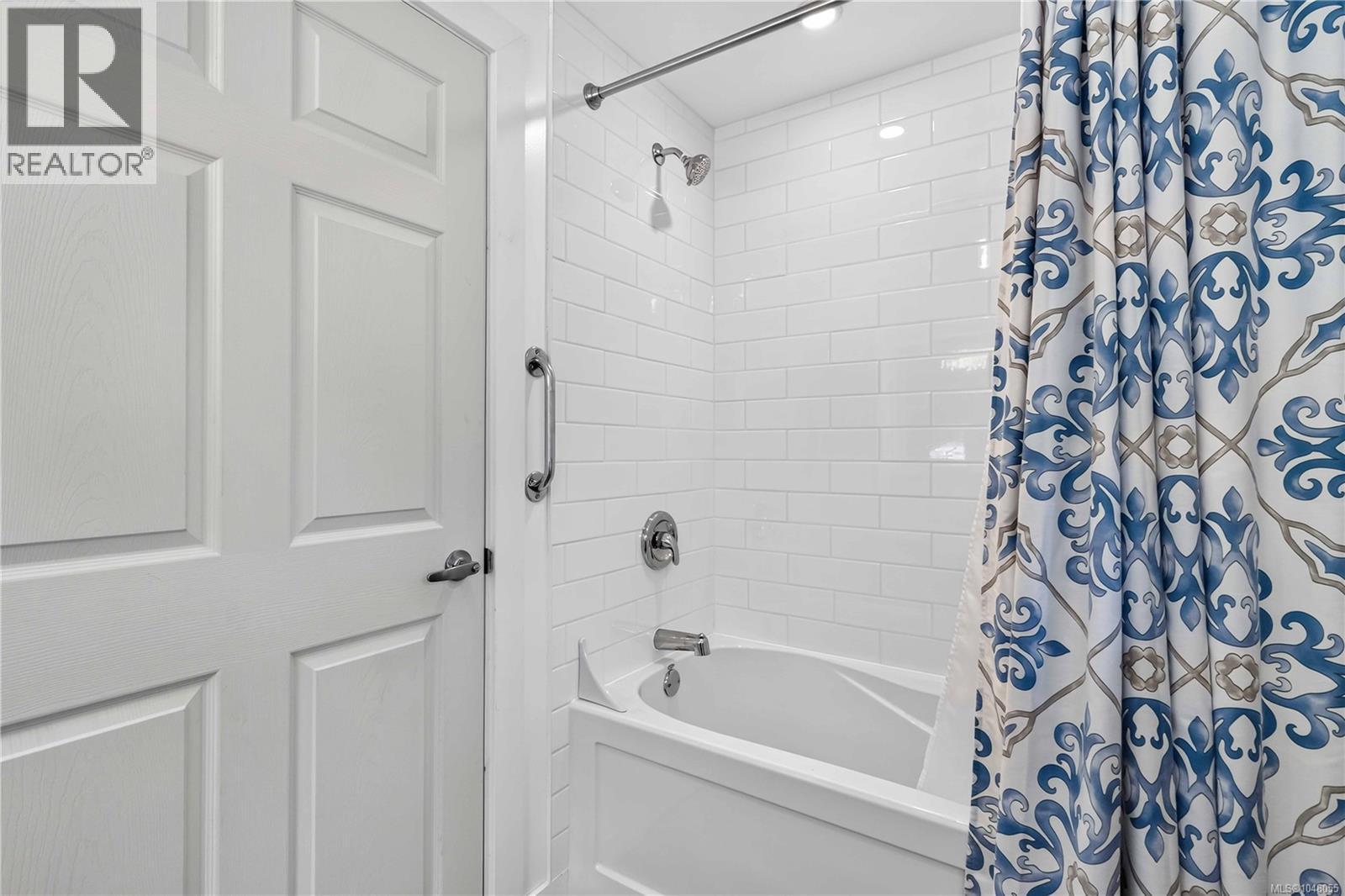  362 Ker Avenue, Saanich