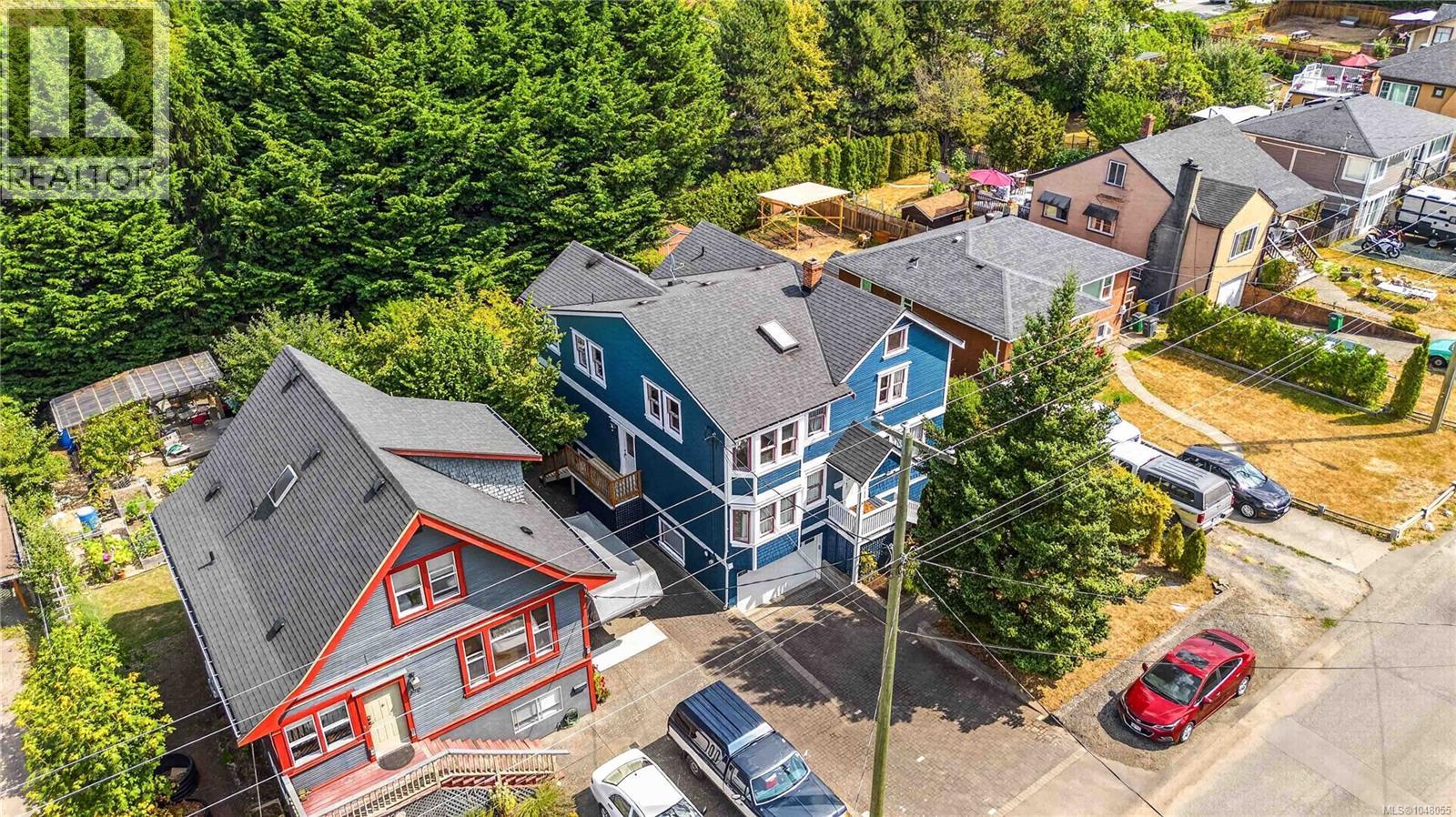  362 Ker Avenue, Saanich