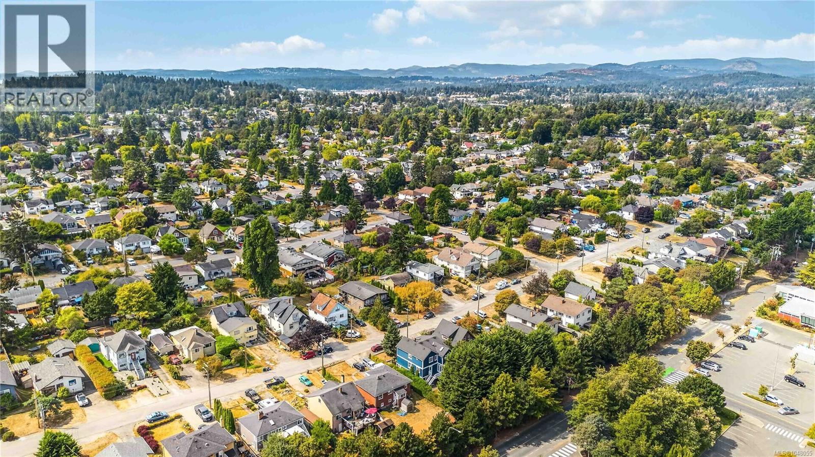  362 Ker Avenue, Saanich