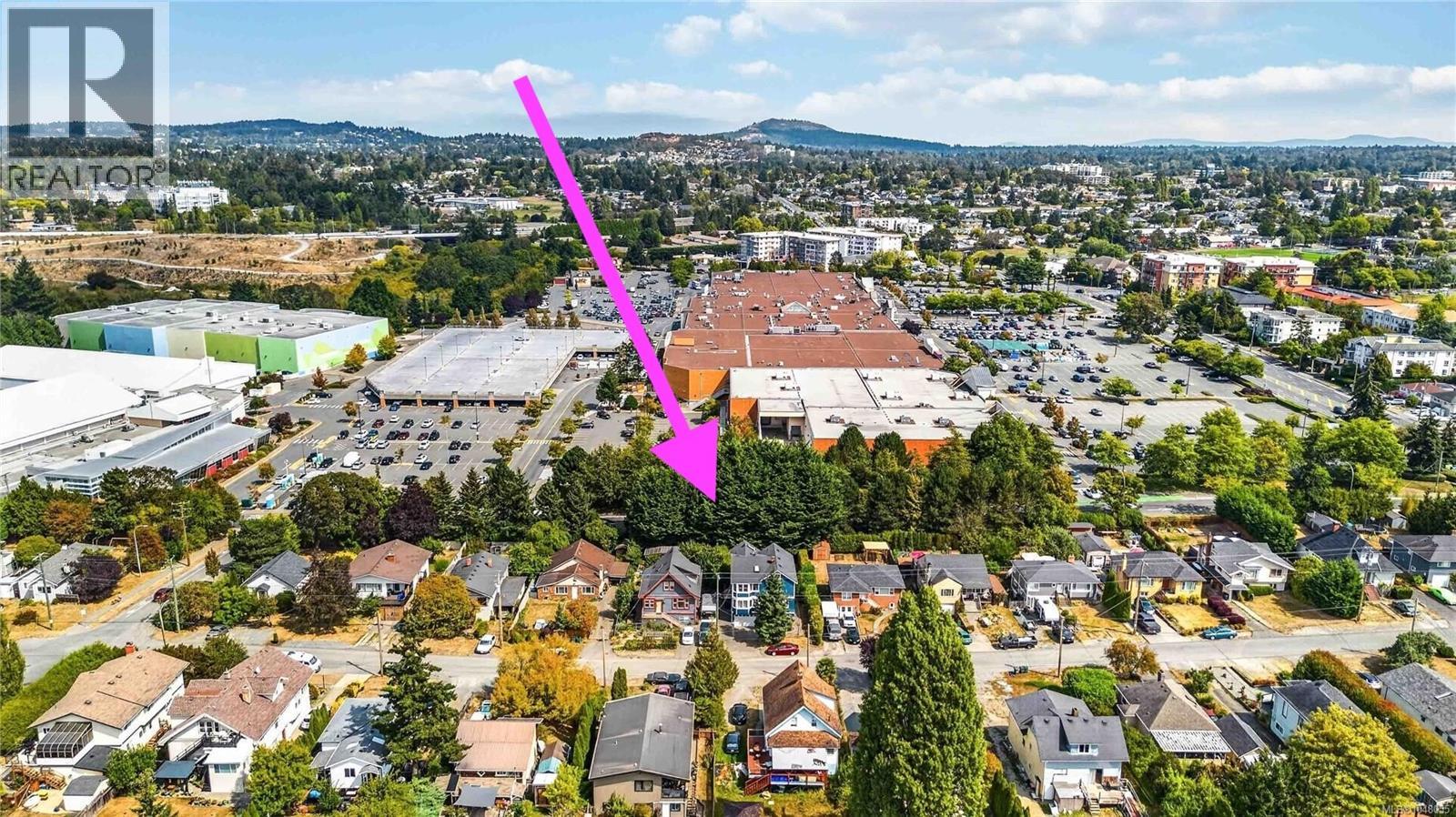  362 Ker Avenue, Saanich