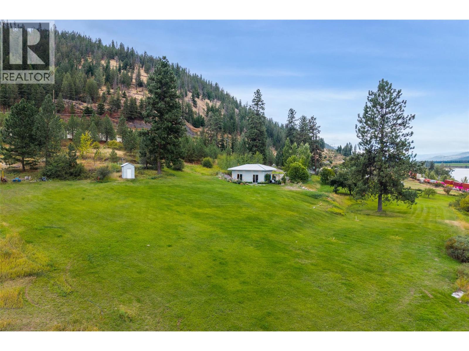 8121 Lyons Road - Image 11