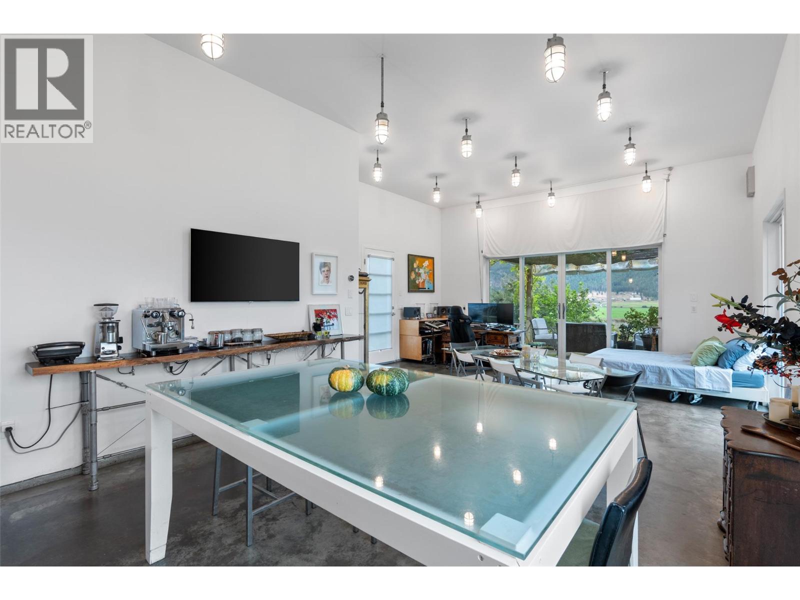 8121 Lyons Road - Image 28