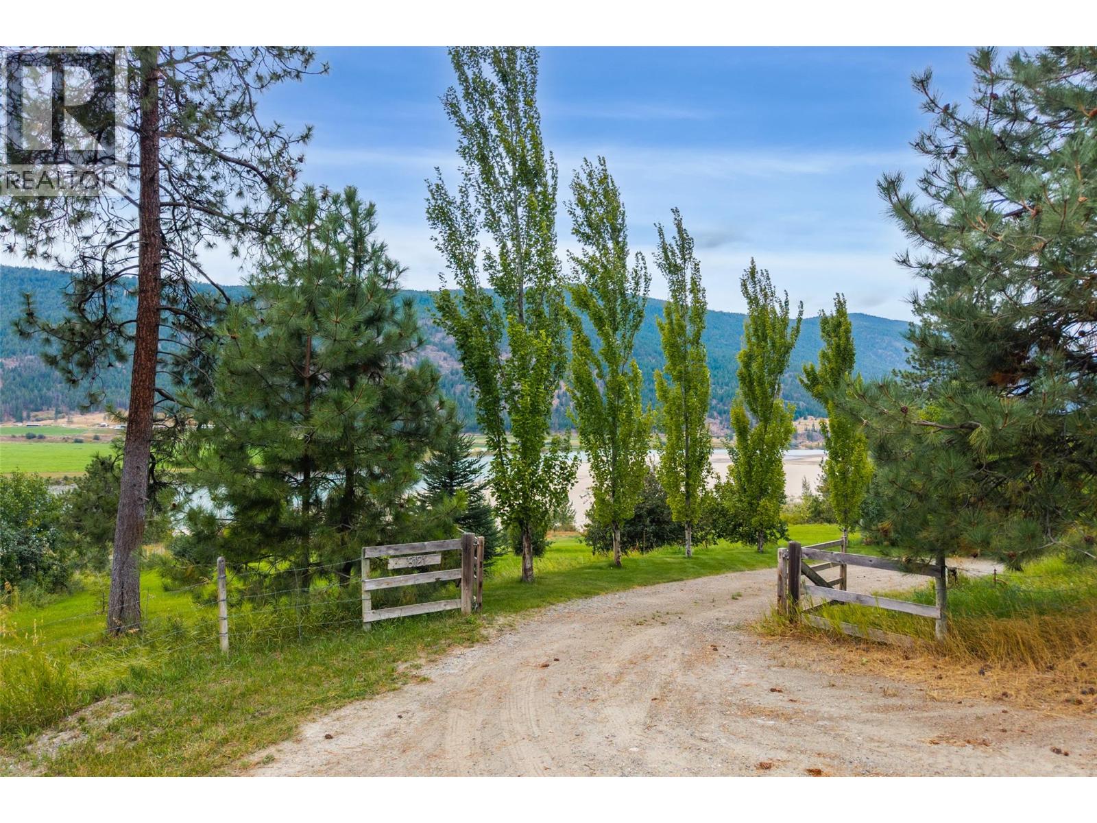 8121 Lyons Road - 3