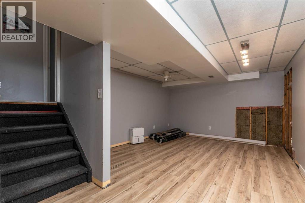 2718 57A Avenue - Image 19