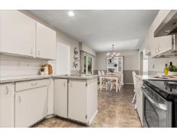 9951 Hillcrest Drive, Little Mountain, Chilliwack, BC V2P7P4 Photo 12