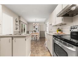 9951 Hillcrest Drive, Little Mountain, Chilliwack, BC V2P7P4 Photo 17