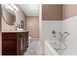 9951 Hillcrest Drive, Little Mountain, Chilliwack, BC V2P7P4 Photo 27