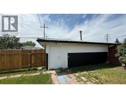 709 Centre Street, Hanna, AB T0J1P0 Photo 34
