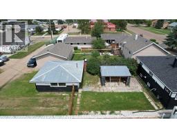 709 Centre Street, Hanna, AB T0J1P0 Photo 41