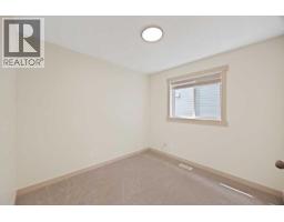 Kitchen - 130 Panamount Road Nw, Calgary, AB T3K0H6 Photo 10