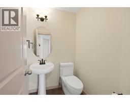 Family room - 130 Panamount Road Nw, Calgary, AB T3K0H6 Photo 9