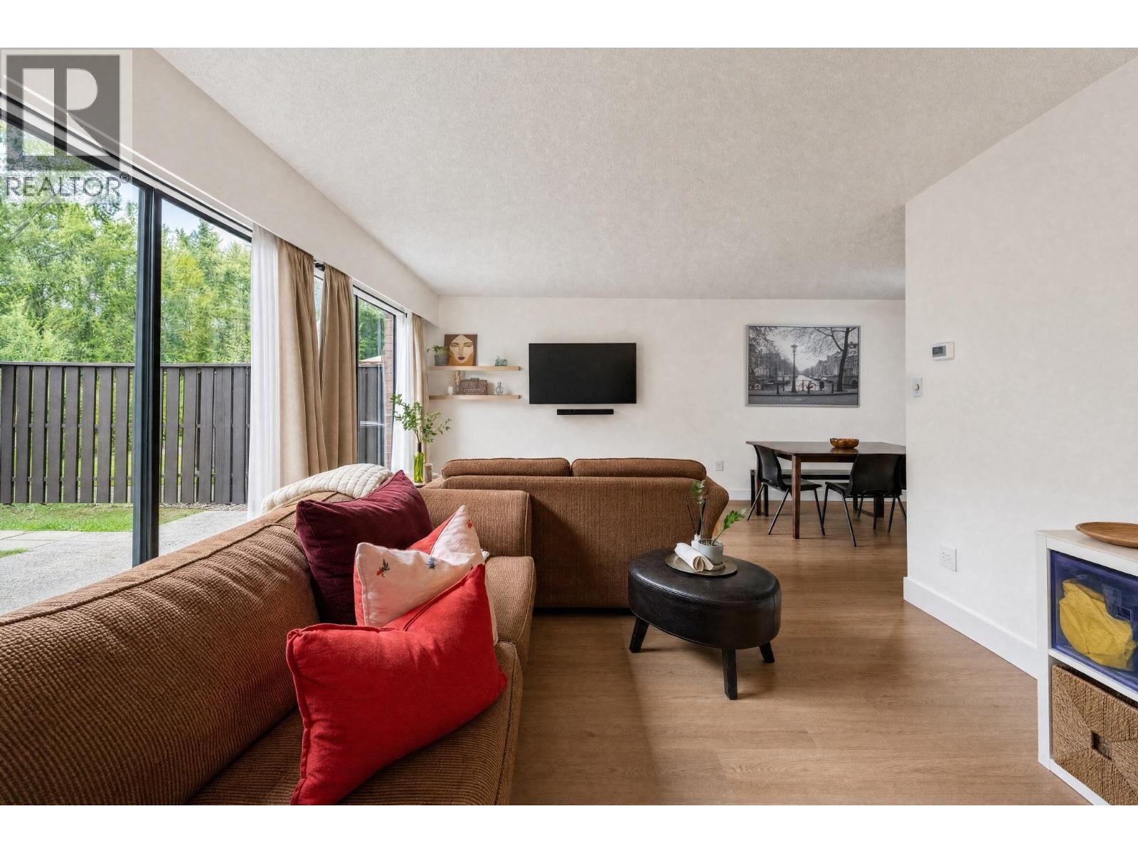 8865 HORNE STREET, Burnaby — photo 4