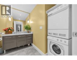 201 650 Evergreen Place, North Vancouver, BC V7N0A5 Photo 16