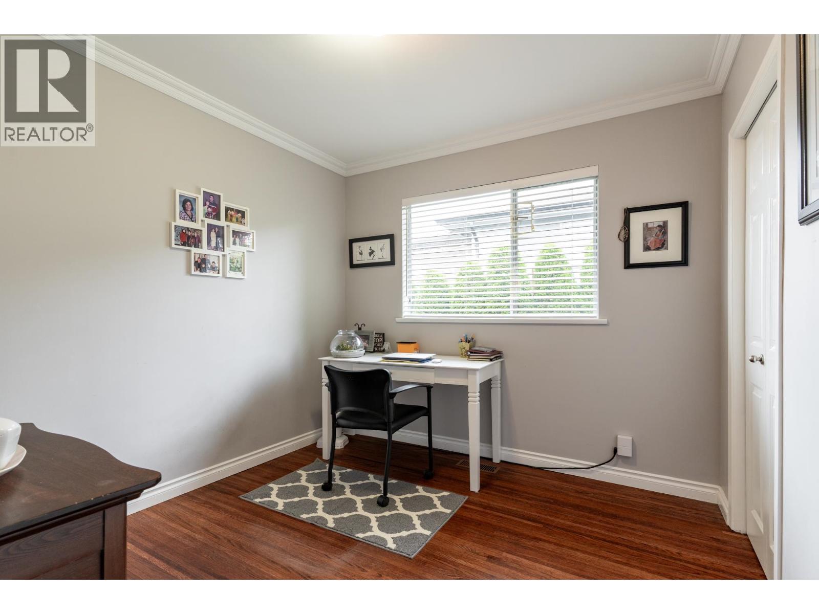 Photo of 1119 HAMMOND AVENUE 27