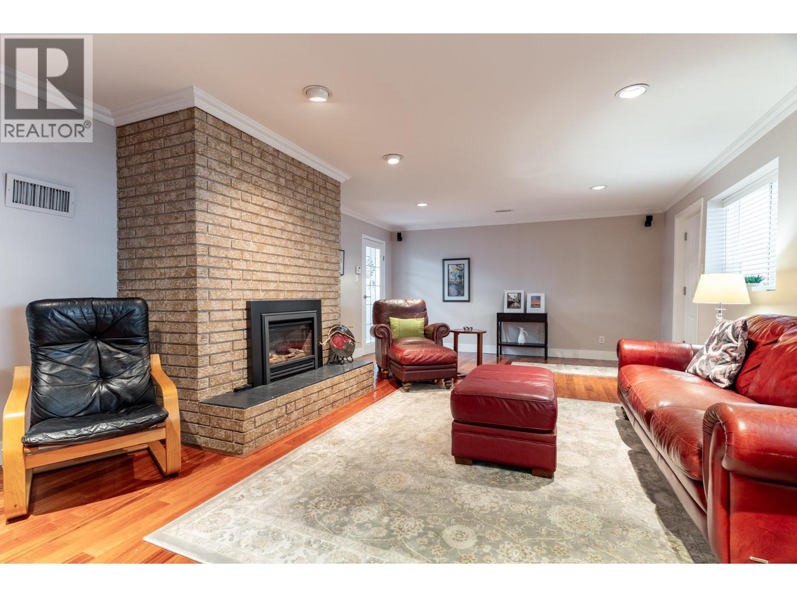 Photo of 1119 HAMMOND AVENUE 29