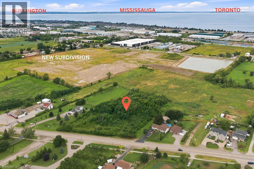 1109 HIGHWAY 8 photo 2