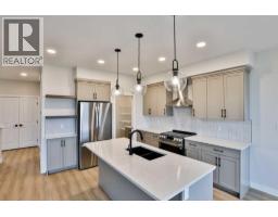 877 Devonia Circle W - photo 7