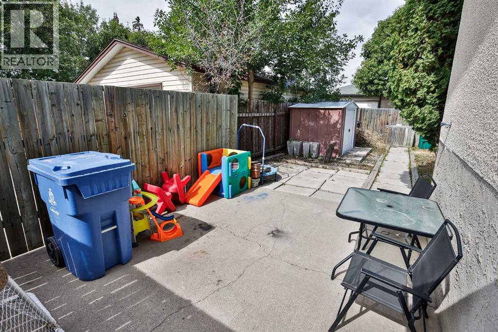 49 Meadowlark Boulevard N - Image 24