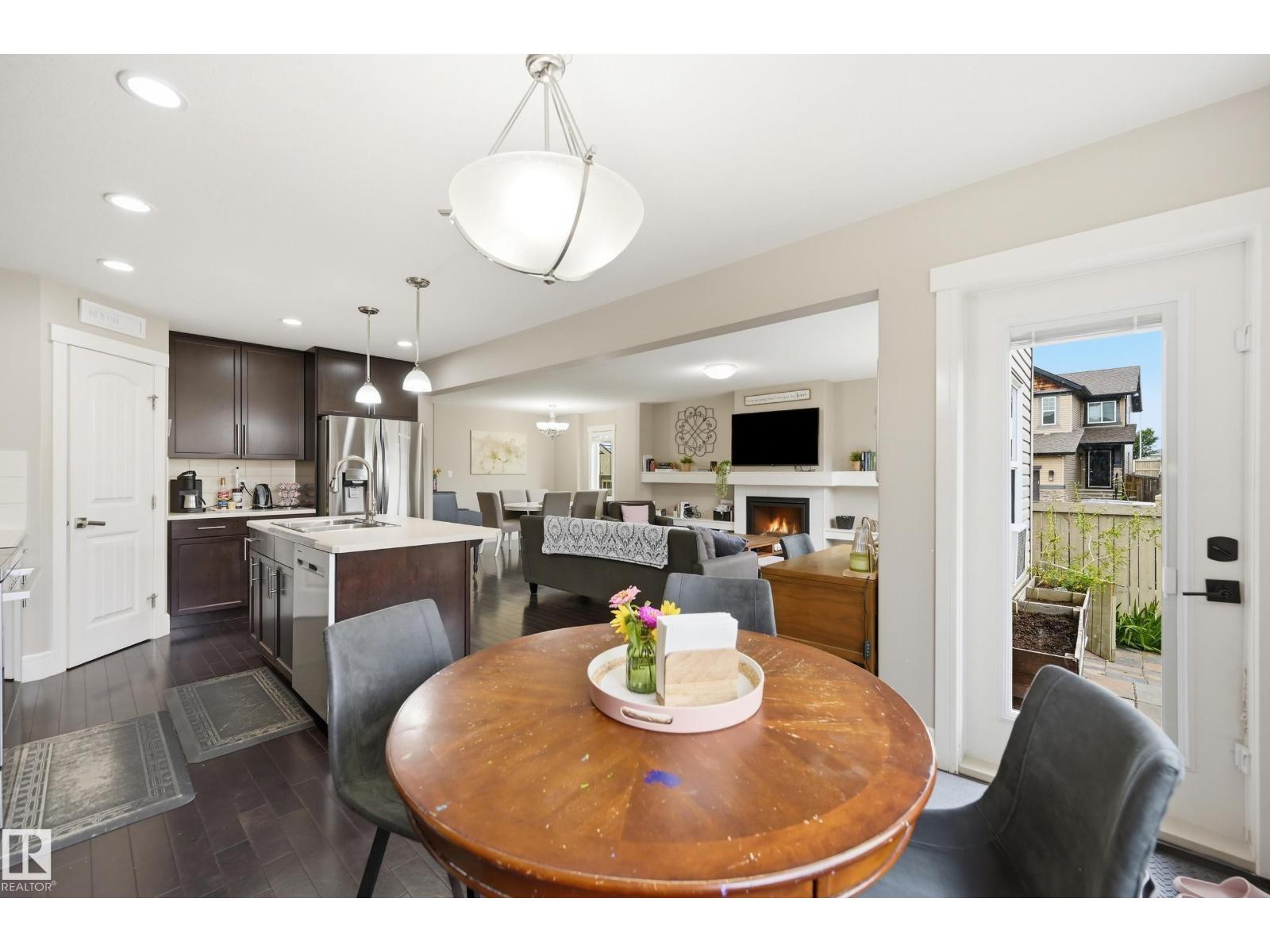 1564 36 AV NW - 30
