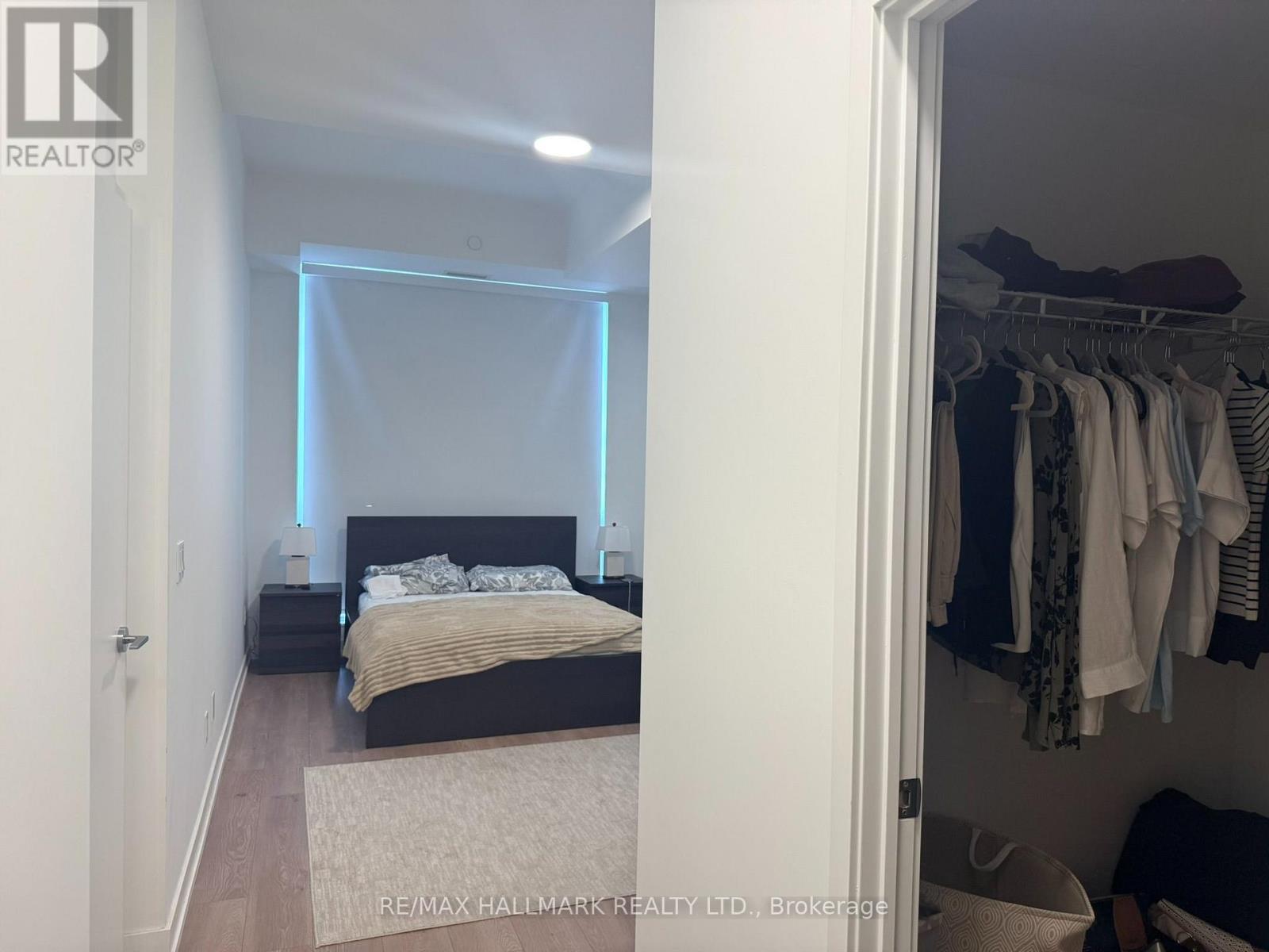 #810 181 SHEPPARD AVENUE E - 17