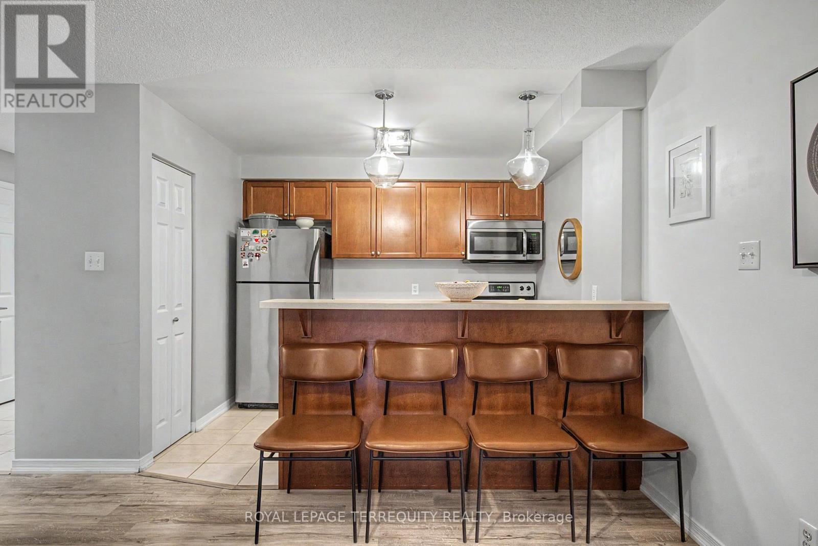 309 - 124 ASPEN SPRINGS DRIVE, Clarington (Bowmanville) — photo 8
