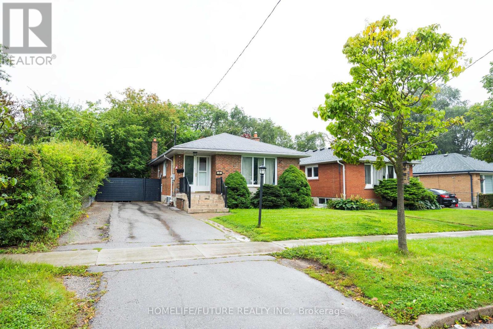 65 BLAKEMANOR BOULEVARD - 1