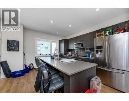 301, 218 Sherwood Square NW - photo 4