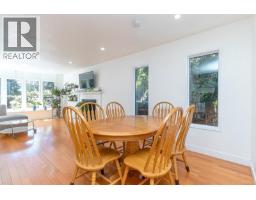 Kitchen - 484 Goldstream Ave, Langford, BC V9B2W5 Photo 10
