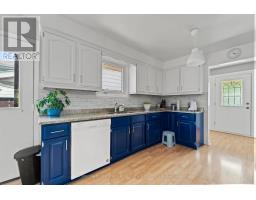 9925 Holly Crescent, Windsor, ON N8R1Y6 Photo 14