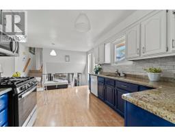 9925 Holly Crescent, Windsor, ON N8R1Y6 Photo 17