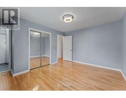 9925 Holly Crescent, Windsor, ON N8R1Y6 Photo 25