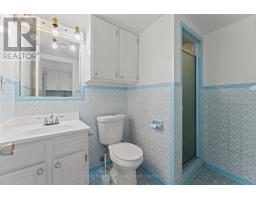 9925 Holly Crescent, Windsor, ON N8R1Y6 Photo 33