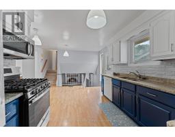 9925 Holly Crescent, Windsor, ON N8R1Y6 Photo 39