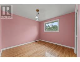 9925 Holly Crescent, Windsor, ON N8R1Y6 Photo 41