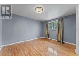 9925 Holly Crescent, Windsor, ON N8R1Y6 Photo 42