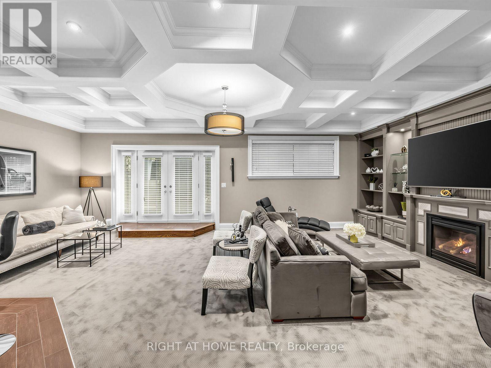 189 STIBBARD AVENUE - Image 30