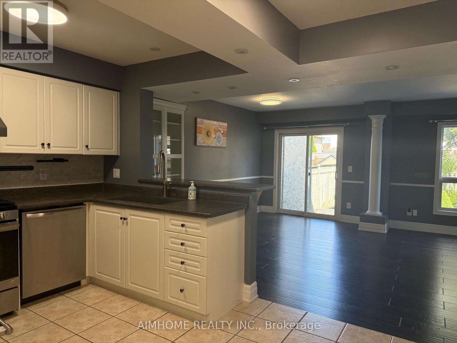 11 KEARNEY STREET, Guelph (Grange Road) — photo 6