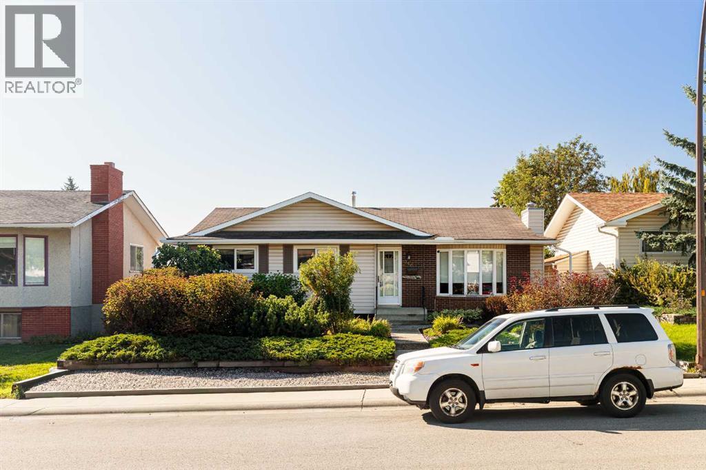 346 Rundleview Drive NE - 3