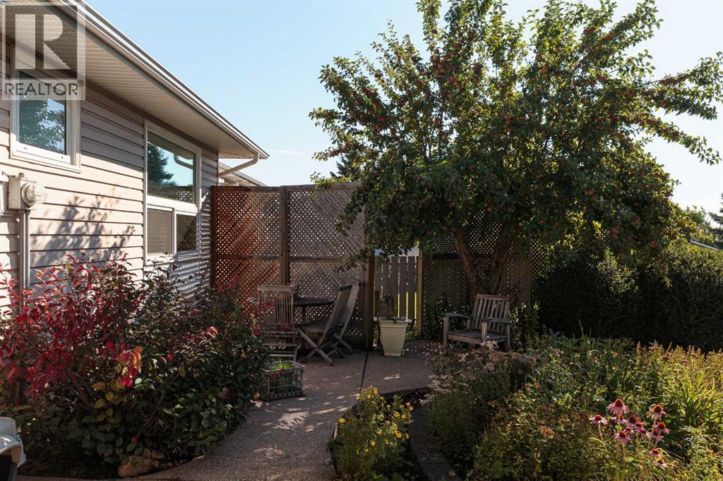 346 Rundleview Drive NE - 36
