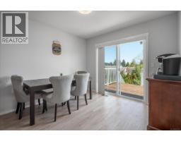 Kitchen - 621 Oakwood Rd, Ladysmith, BC V9G2C1 Photo 15
