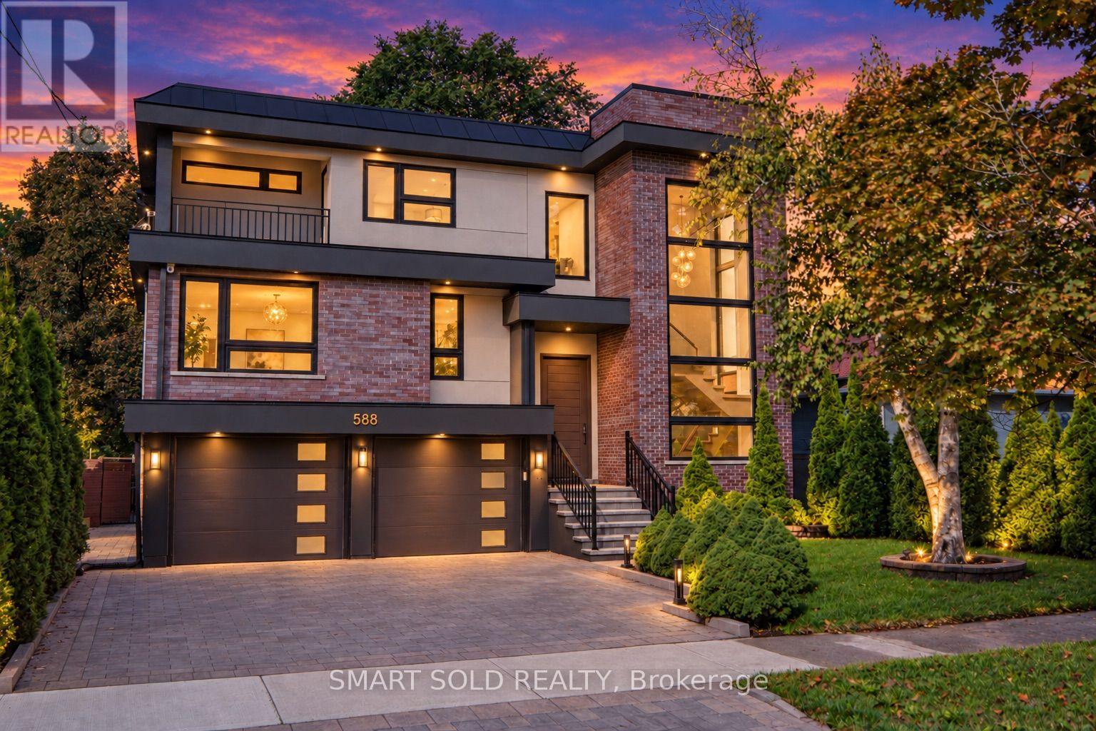 Photo of 588 Conacher Drive