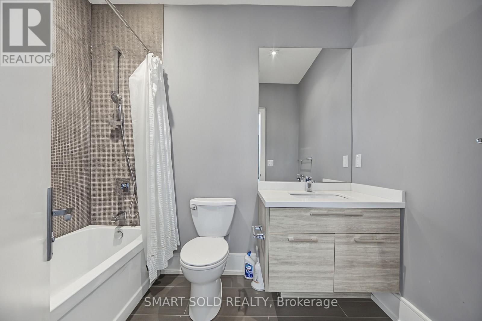 588 CONACHER DRIVE - Image 33