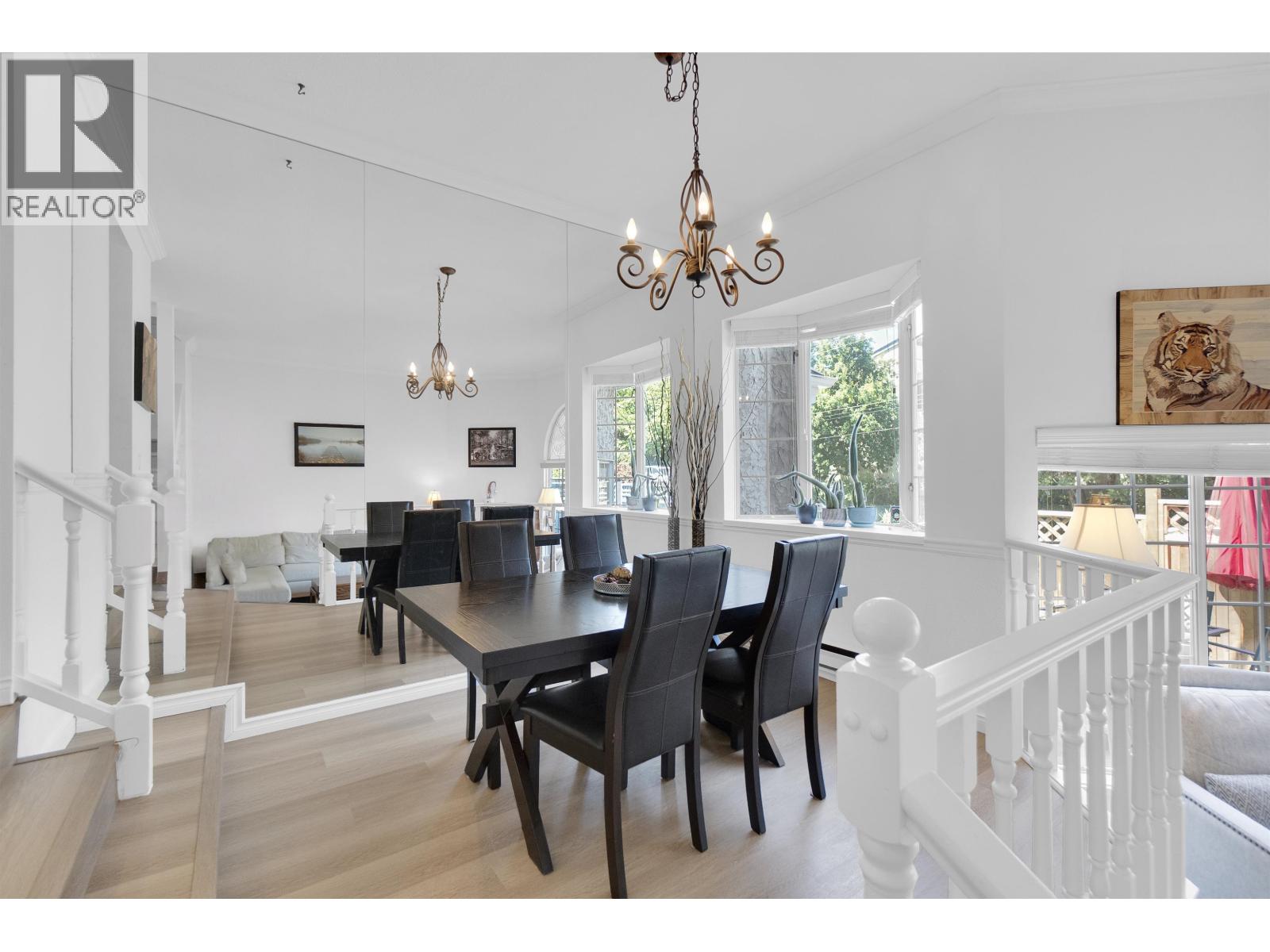 108 216 E 6TH STREET, North Vancouver — photo 9