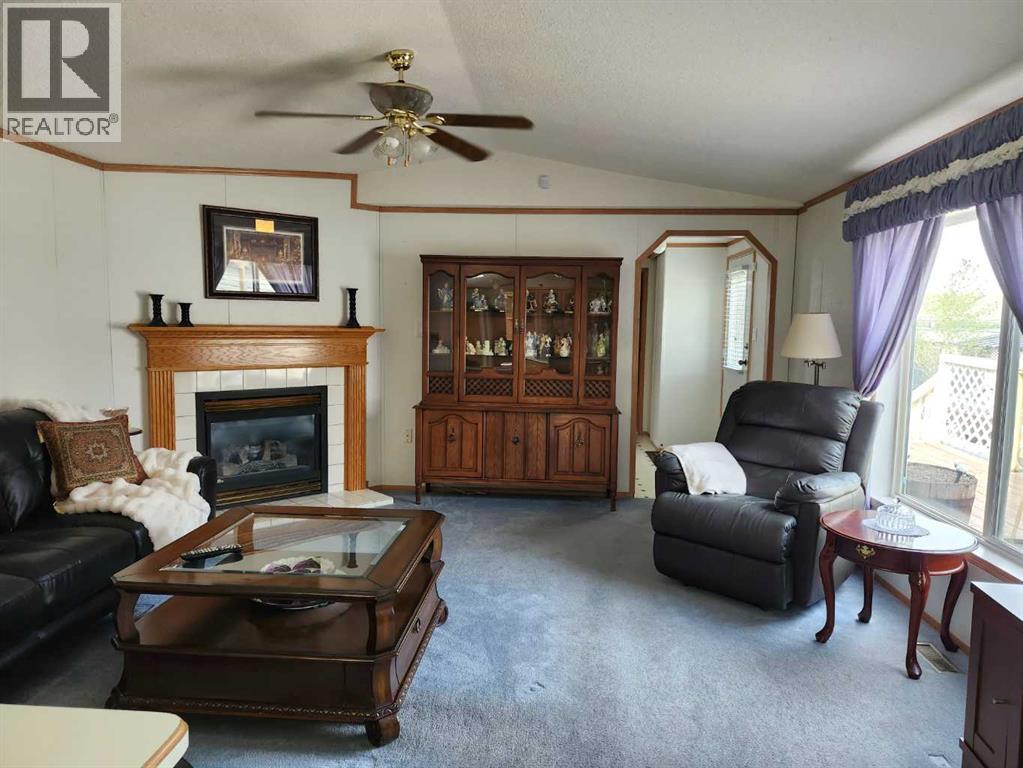 85 Greenwood Villa, Drumheller — photo 7